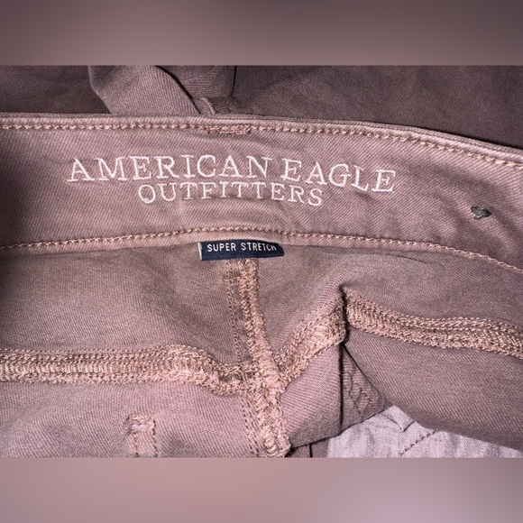 American Eagle Outfitters - Brown/Purple Midi Length Shorts (Size 4) - Picture 8 of 9